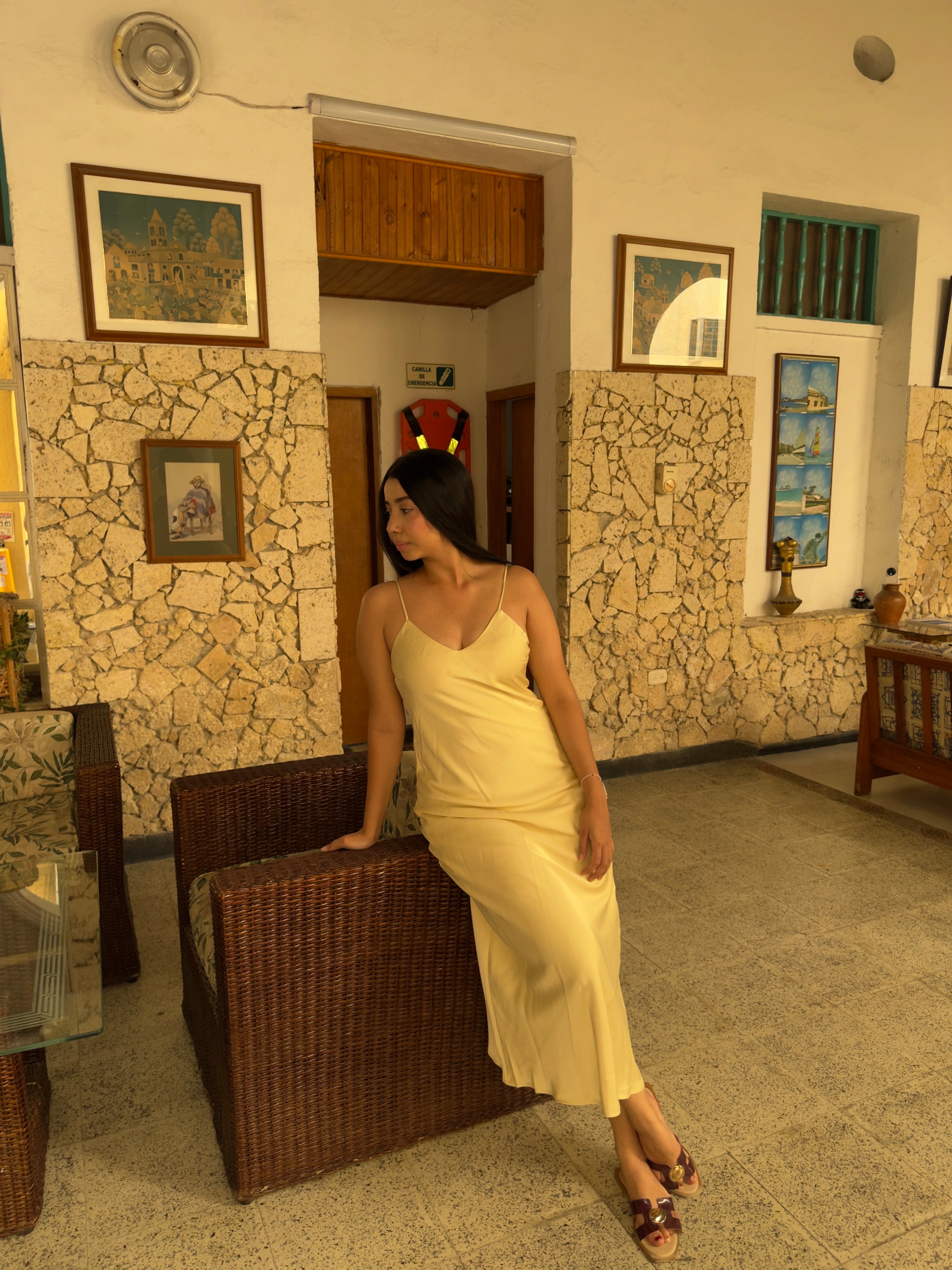 Vestido Eirene Seda Dorada